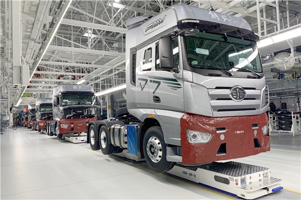 &ldquo;沉器&rdquo;担任！37000威尼斯移动机械人批量进驻一汽解放J7智能工厂