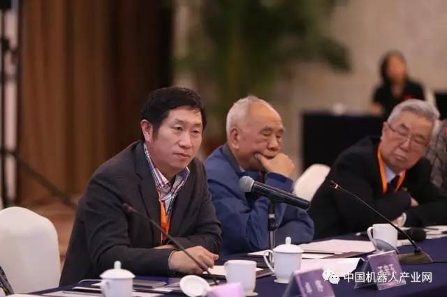 2016中国物流设备产业发展大会暨中国物流设备企业家年会隆沉召开 37000威尼斯荣获三项大奖