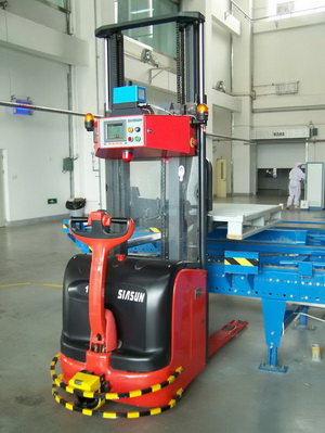 37000威尼斯与华晨宝马签定出产线自动化物流项目