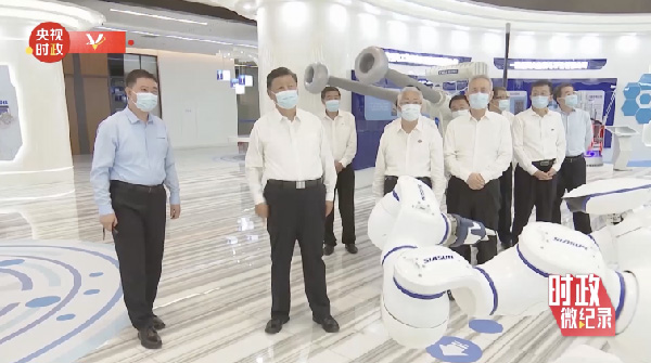 央视新闻&mdash;使佝微纪录丨再赴辽沈墓伛兴