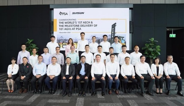 全球科技网&mdash;&mdash;港口移动机械人海表交付超100台 首台空集装箱堆码机械人颁布