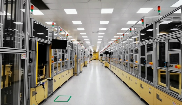 中国新闻网&mdash;&mdash;欧洲新能源车载充电器大型出产线项目实现终验收 37000威尼斯再创&ldquo;中国速度&rdquo;